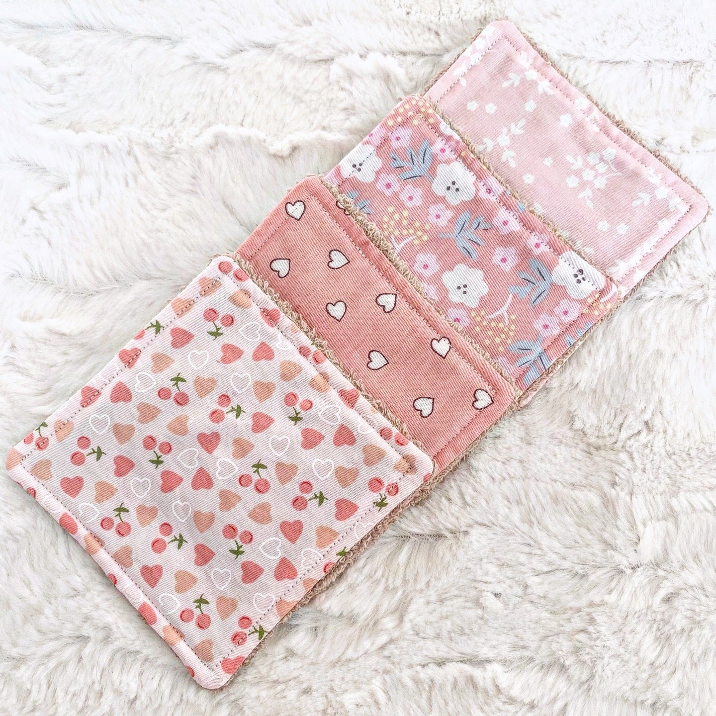 Lot de 4 lingettes démaquillantes