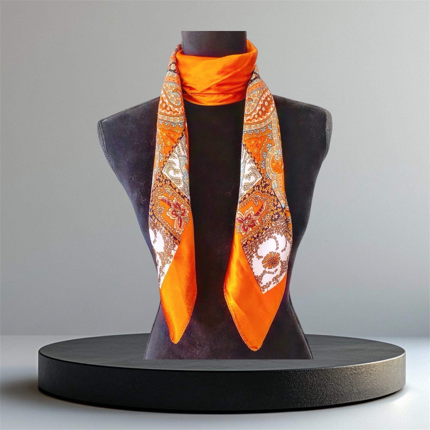 Grand foulard effet soie