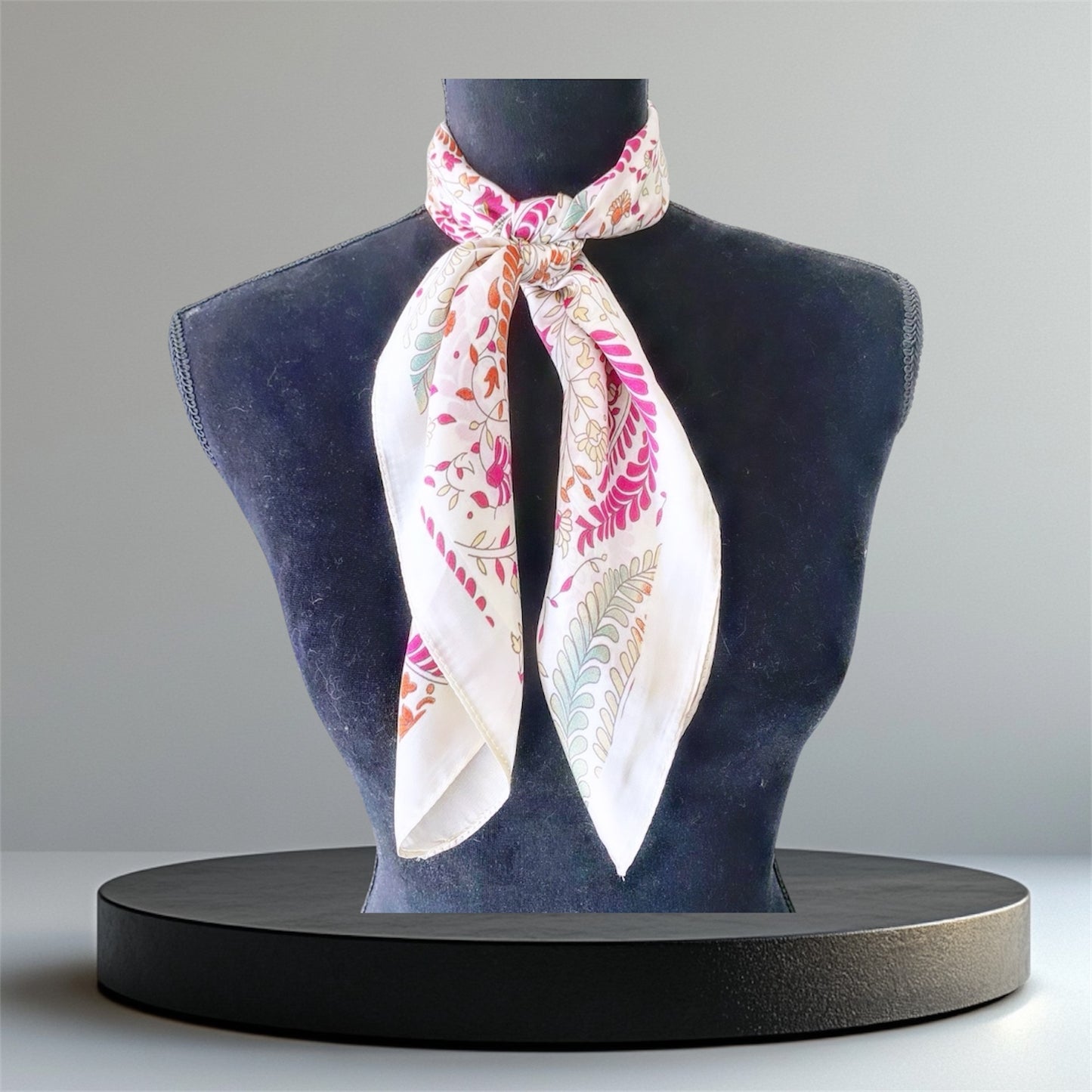 Foulard effet soie