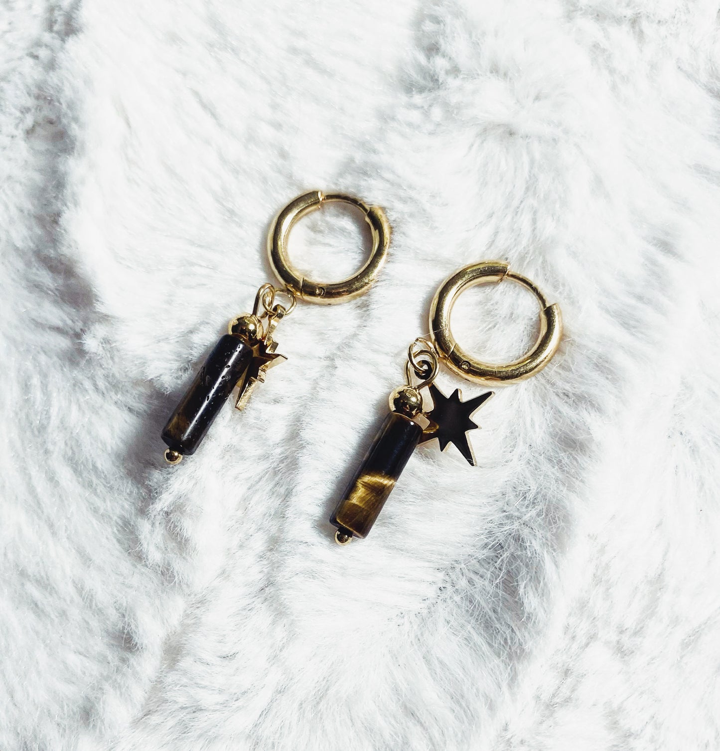 Boucles d’oreilles pendantes pierre et charm