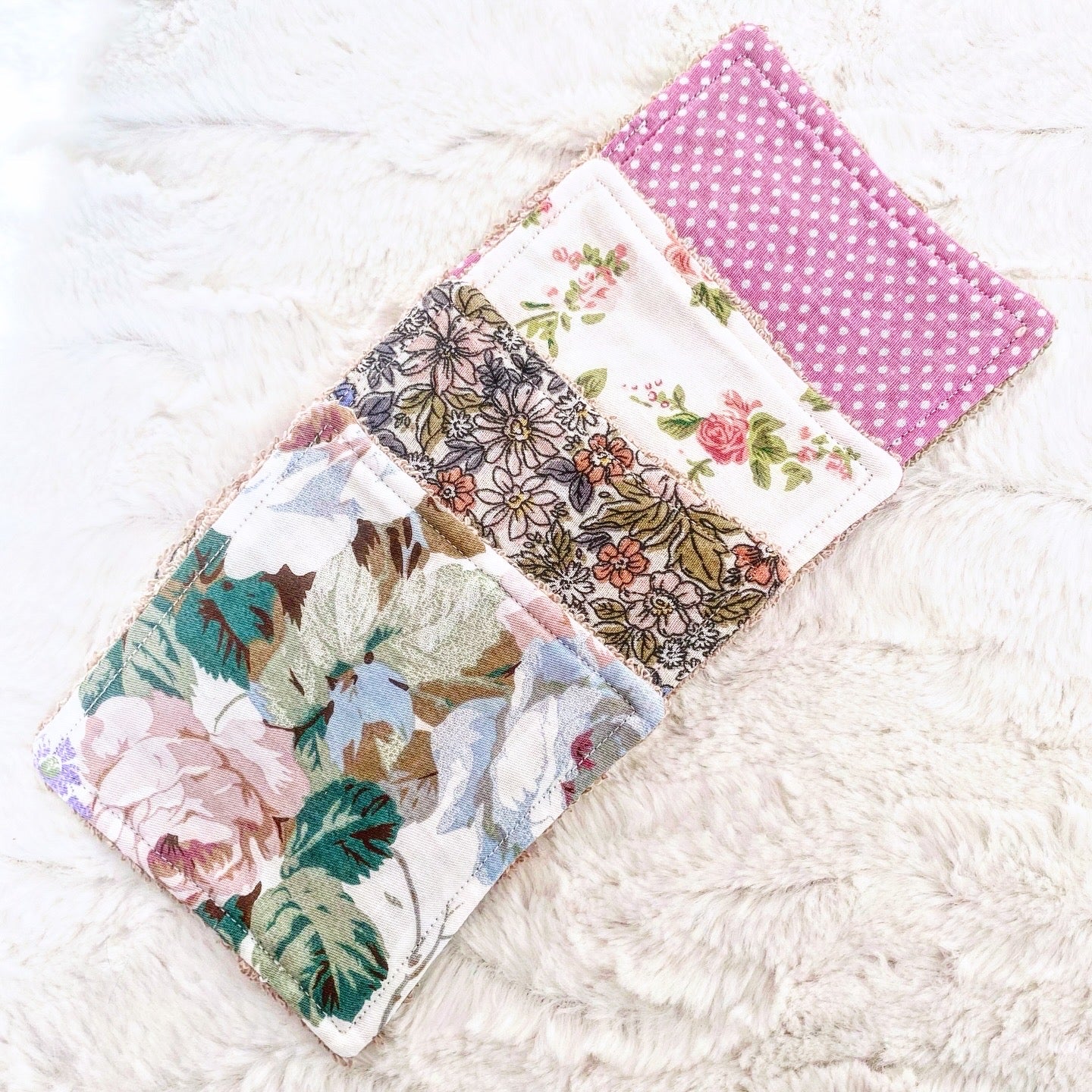 Lot de 4 lingettes démaquillantes