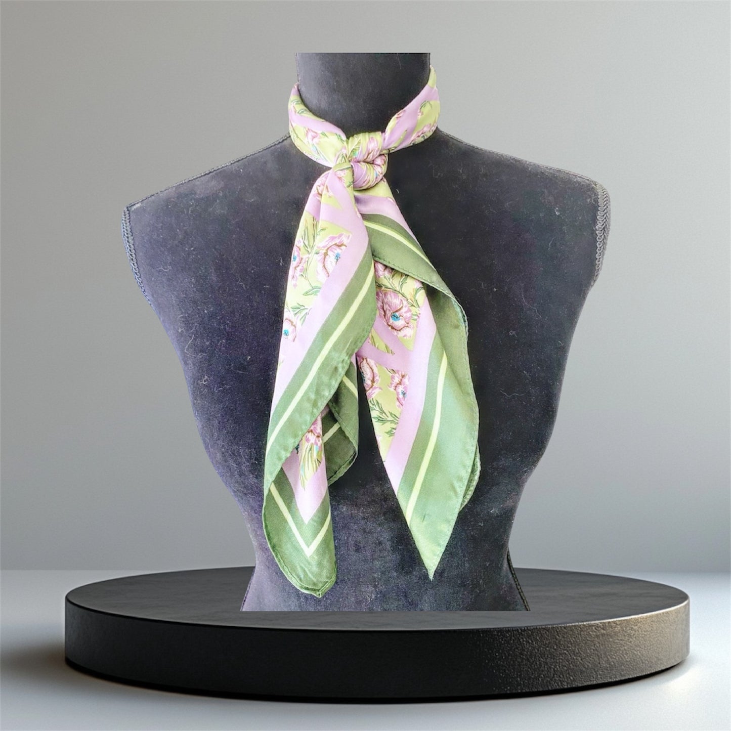 Foulard effet soie