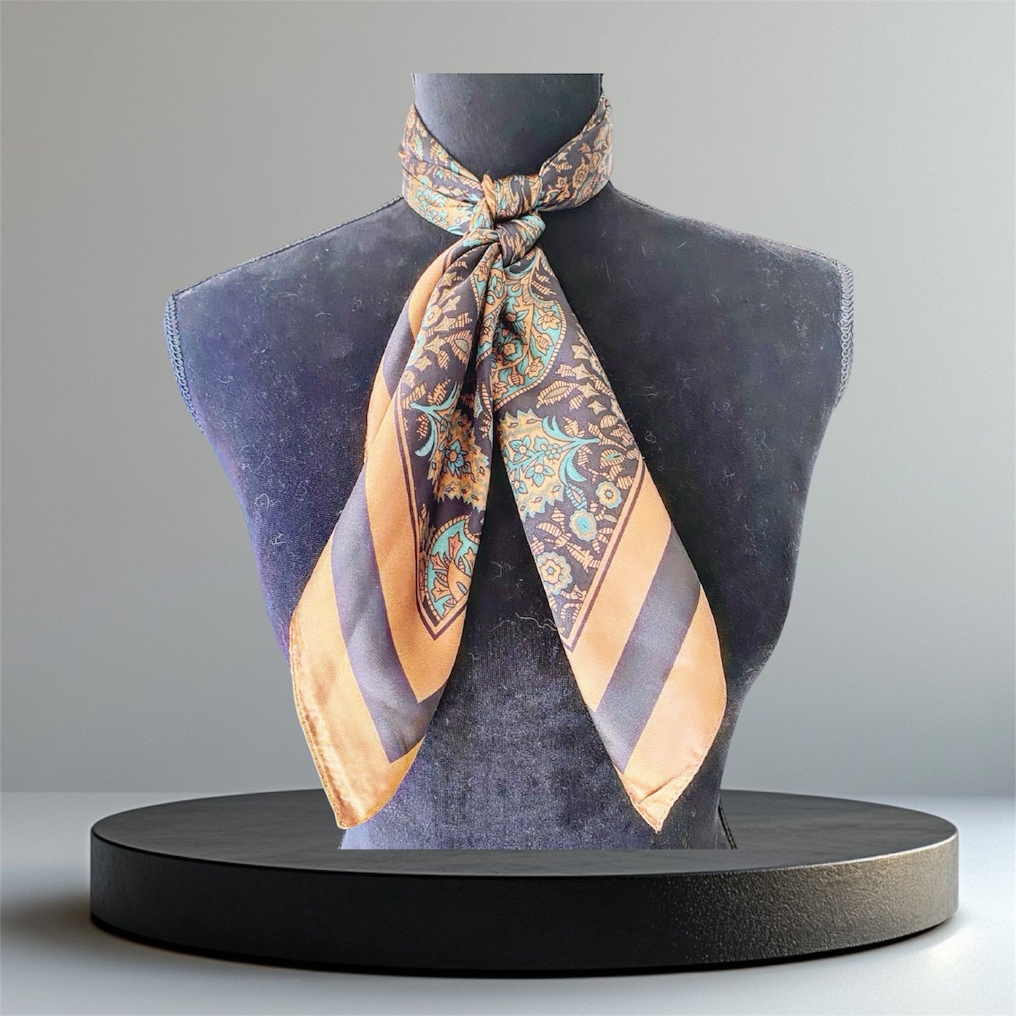 Foulard effet soie