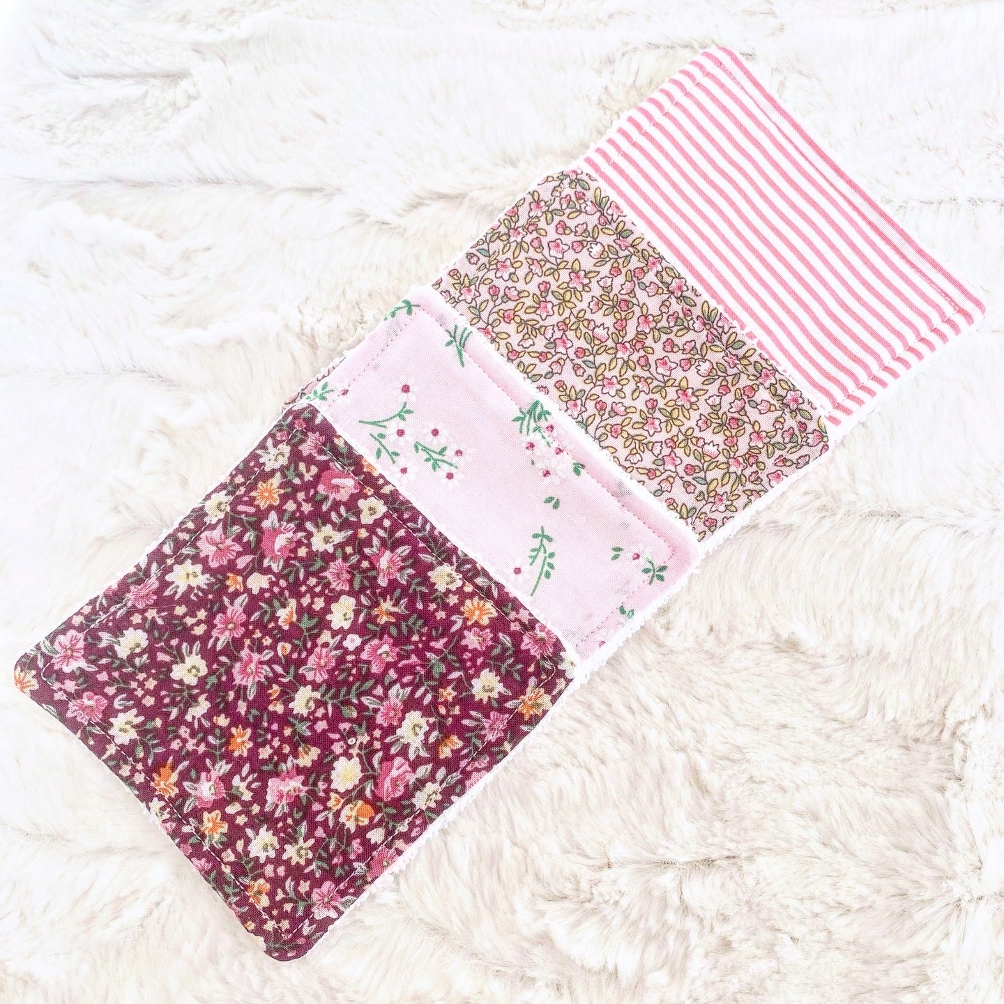 Lot de 4 lingettes démaquillantes