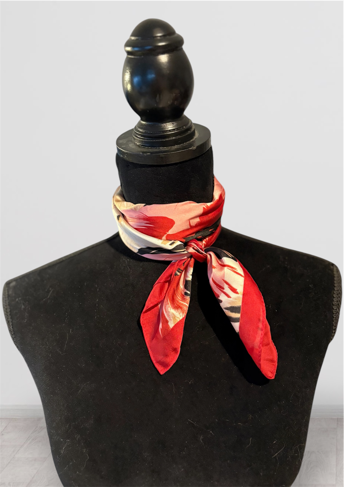 Moyen foulard effet soie (70x70cm)