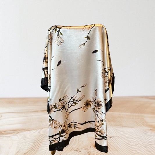 Grand foulard effet soie (90x90cm)